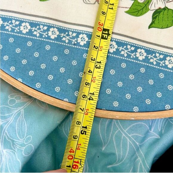 Vintage Embroidered Hoop Wheel Bird Lovers Floral Wall Hanging 3D Art Decor - Picture 7 of 7